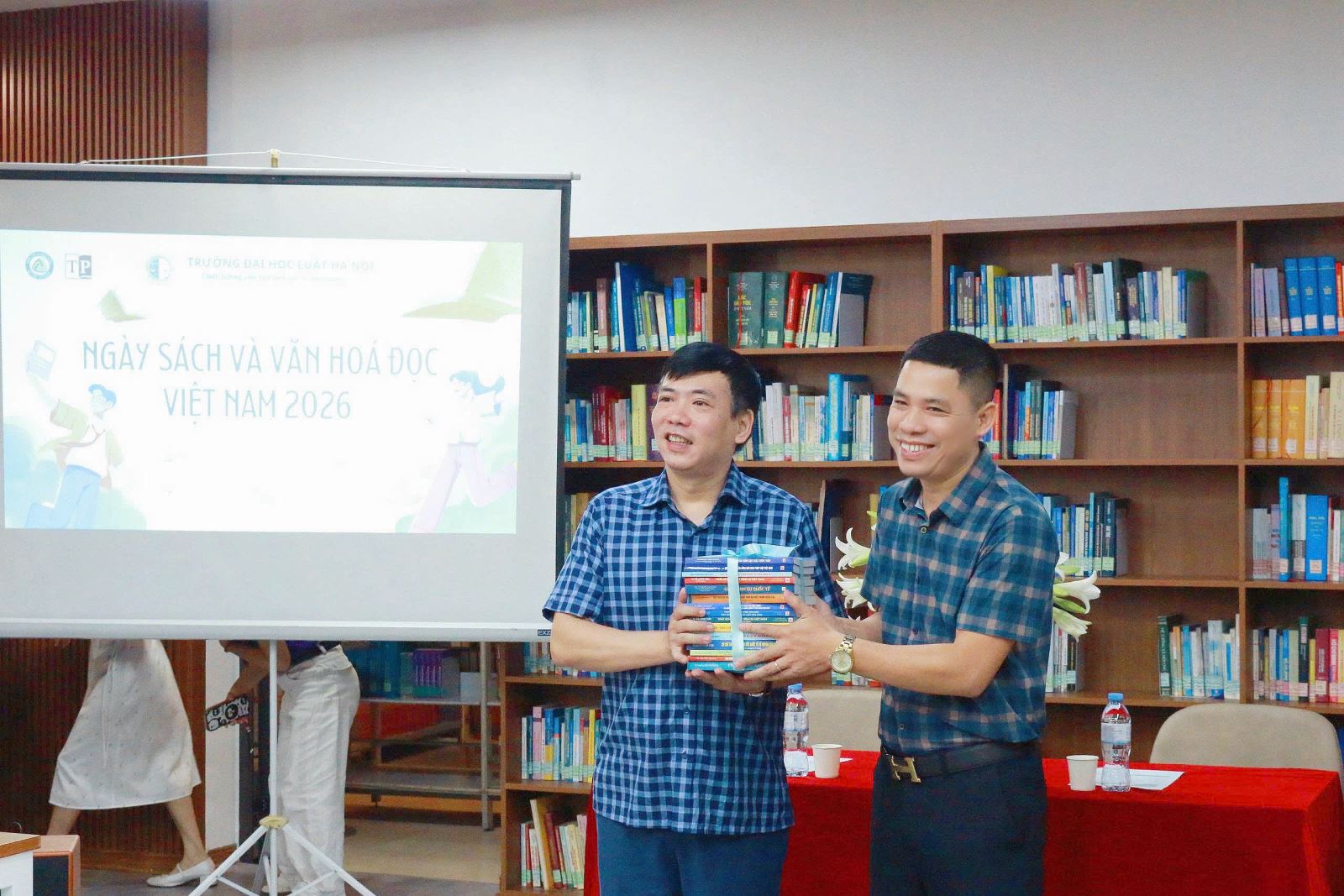 Trường Đại học Luật Hà Nội lan tỏa tri thức tại “Ngày sách và Văn hóa đọc Việt Nam năm 2026”