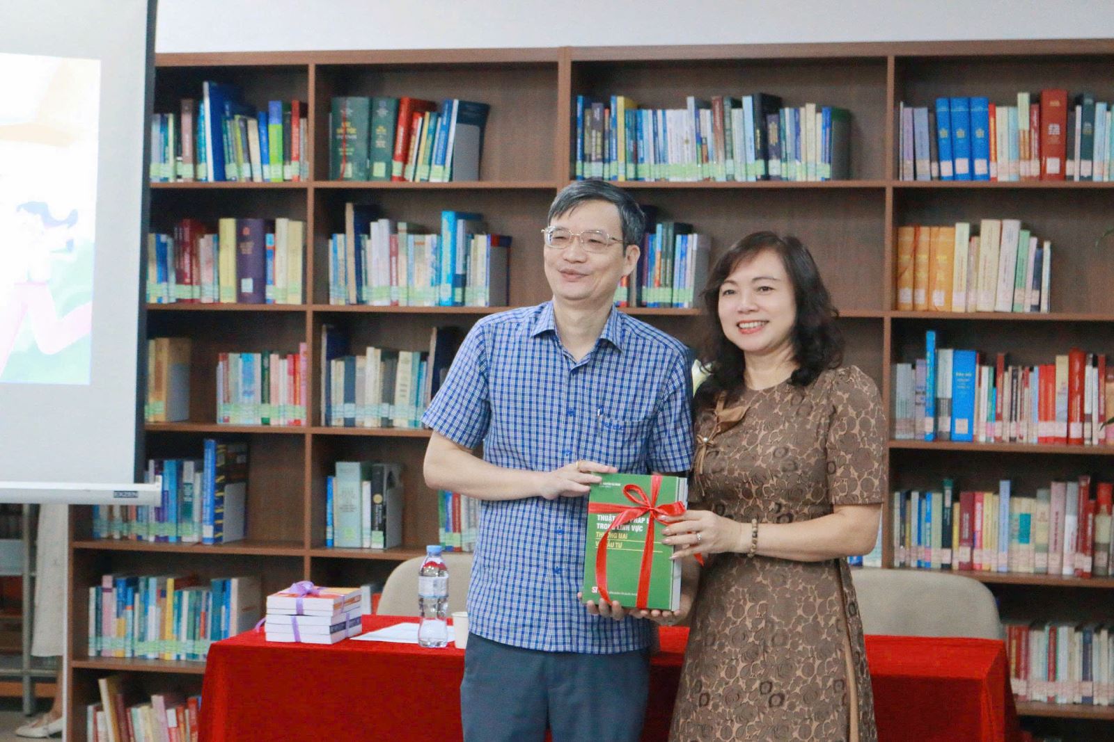 Trường Đại học Luật Hà Nội lan tỏa tri thức tại “Ngày sách và Văn hóa đọc Việt Nam năm 2026”